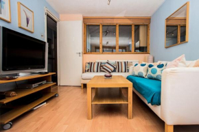 Beautiful Views - 1-Bedroom in Chancery Lane
